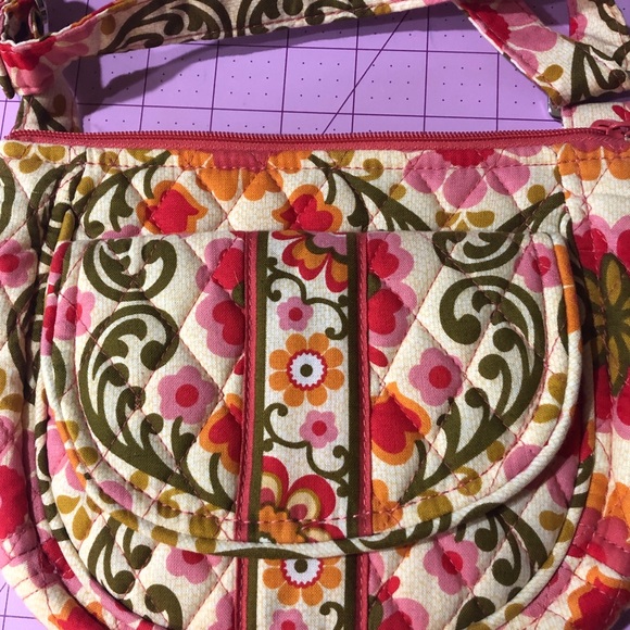 EUC pretty much new, used 1x Vera Bradley Crossbody Purse/Bag - Picture 5 of 10